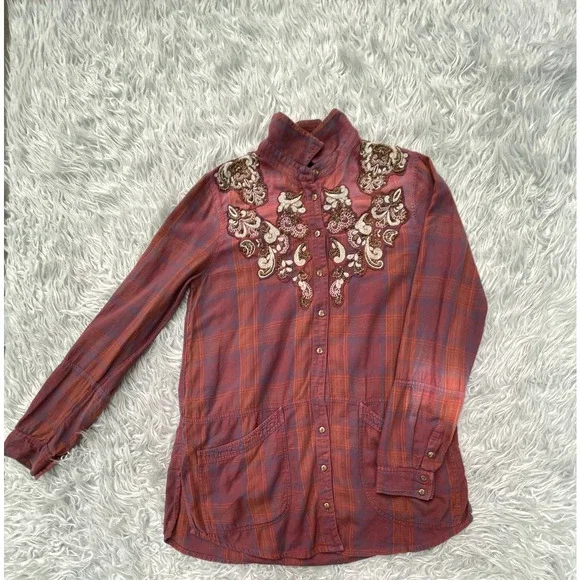 Free People Stevie's Embellished Flannel Plaid Shirt Sequin Sz L - Picture 3 of 4